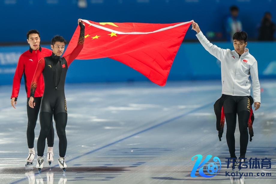[图]亚冬会速率溜冰男人短距离团体追赶赛中国队夺冠体育集锦